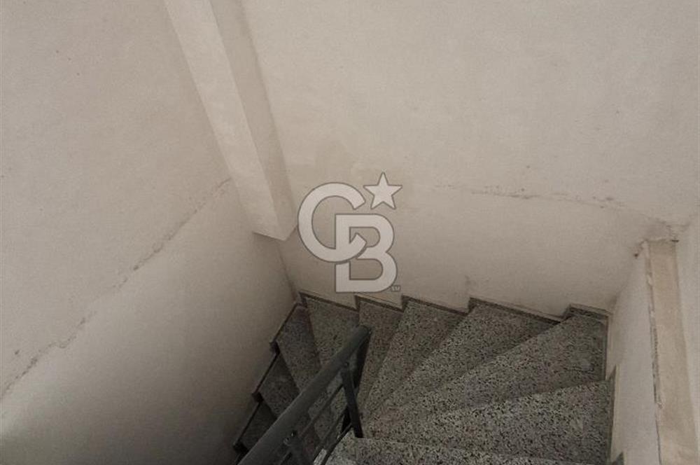 ÇEKMEKÖY MERKEZ DE SATILIK KOMPLE İŞ MERKEZİ KATLARI