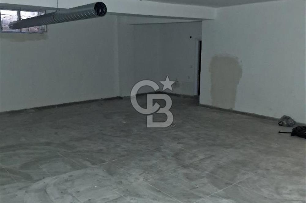 ÇEKMEKÖY MERKEZ DE SATILIK KOMPLE İŞ MERKEZİ KATLARI