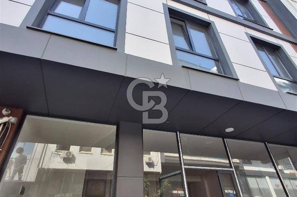 ÇEKMEKÖY MERKEZ DE SATILIK KOMPLE İŞ MERKEZİ KATLARI