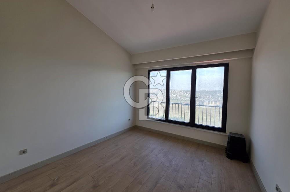 Bahçeşehir Vadi Evleri 1. Etap Satılık 5+1 Geniş Teraslı Daire