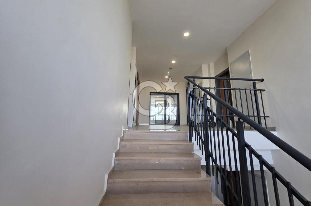 Bahçeşehir Vadi Evleri 1. Etap Satılık 5+1 Geniş Teraslı Daire