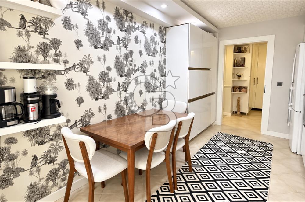 Kent Life Sitesi'nde Satılık 2+1 Köşe Bahçe Katı