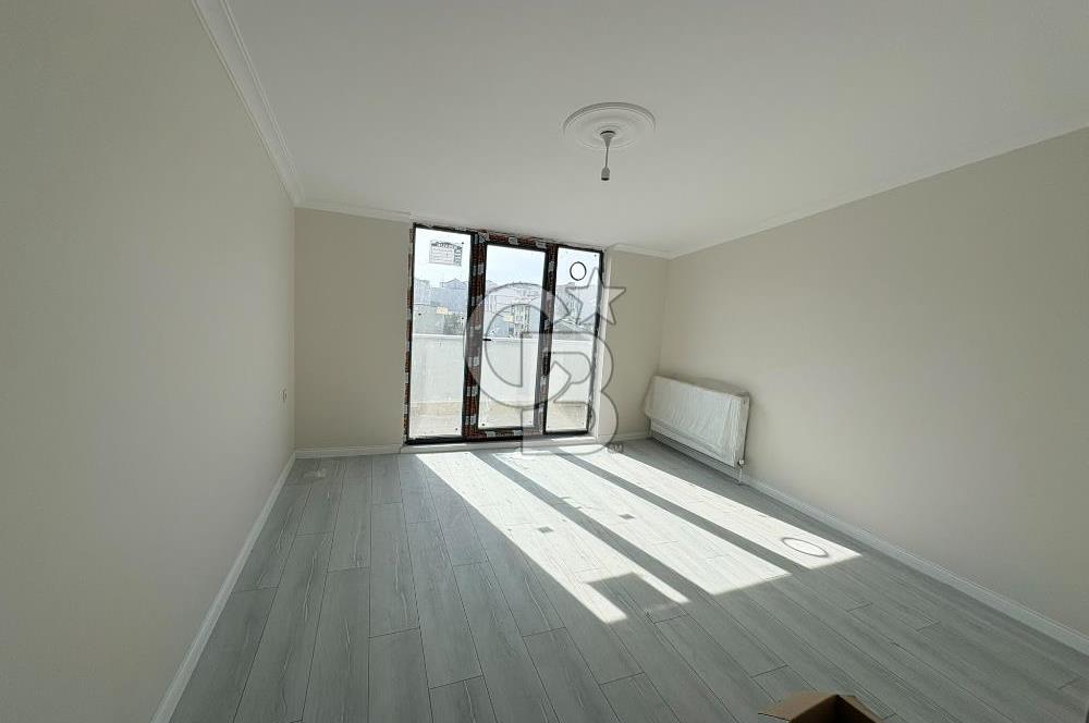 ARNAVUTKÖY LÜKS 2+1 ÇATIKATI
