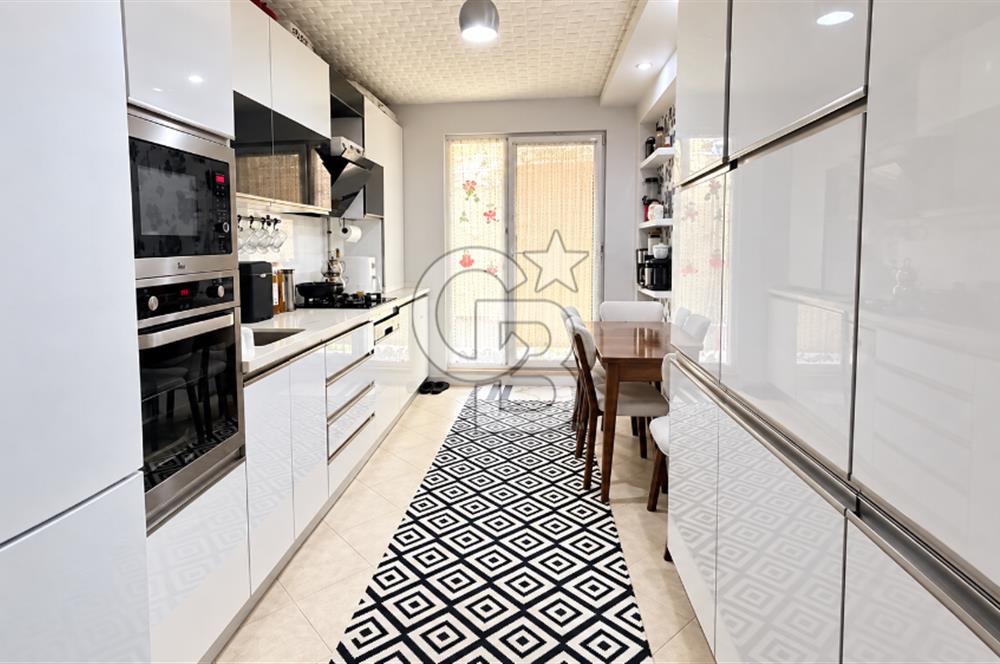 Kent Life Sitesi'nde Satılık 2+1 Köşe Bahçe Katı