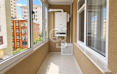 Ümraniye İstiklal Mahallesi nde Satılık 3 +1 Daire