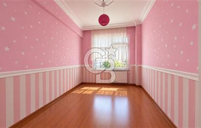 Ümraniye İstiklal Mahallesi nde Satılık 3 +1 Daire