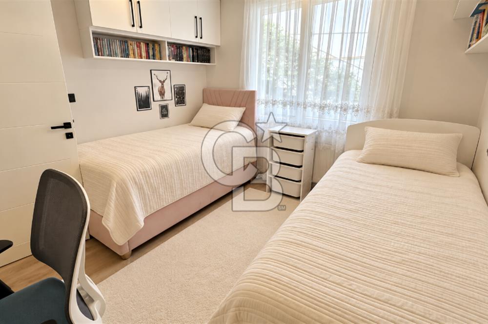 Kent Life Sitesi'nde Satılık 2+1 Köşe Bahçe Katı