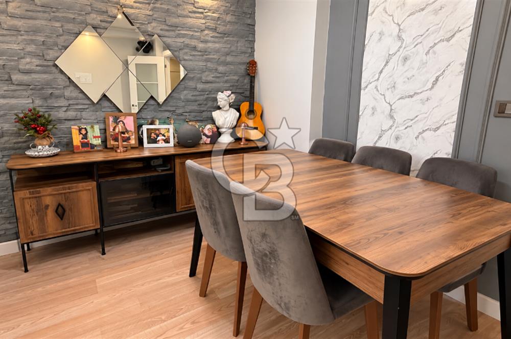 Kent Life Sitesi'nde Satılık 2+1 Köşe Bahçe Katı