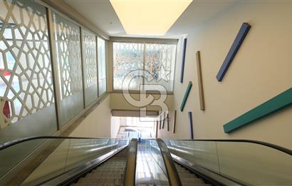 EVKE TRADE TOWER EMSALLERİNİN ALTINDA SATILIK OFİS