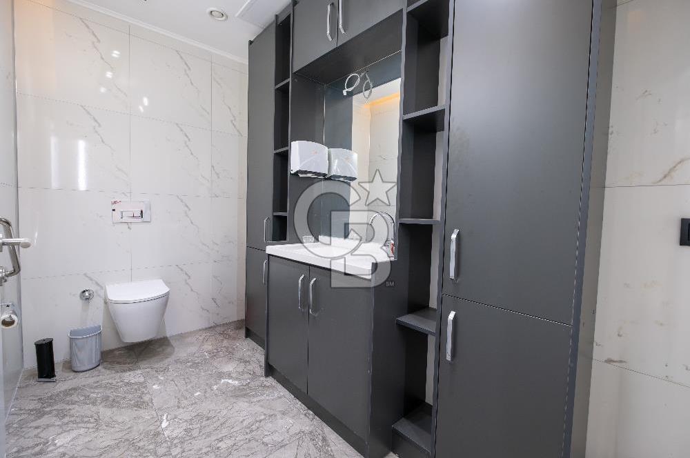 ÇAKIROĞLU PLAZADA | 240 M² | 3 CEPHELİ KİRALIK OFİS