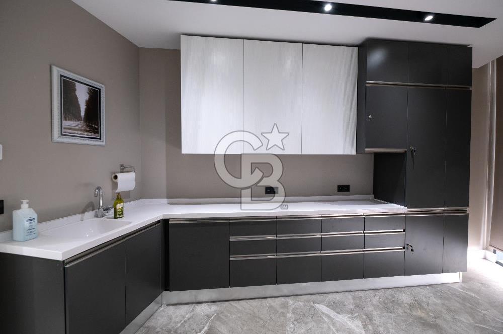 ÇAKIROĞLU PLAZADA | 240 M² | 3 CEPHELİ KİRALIK OFİS