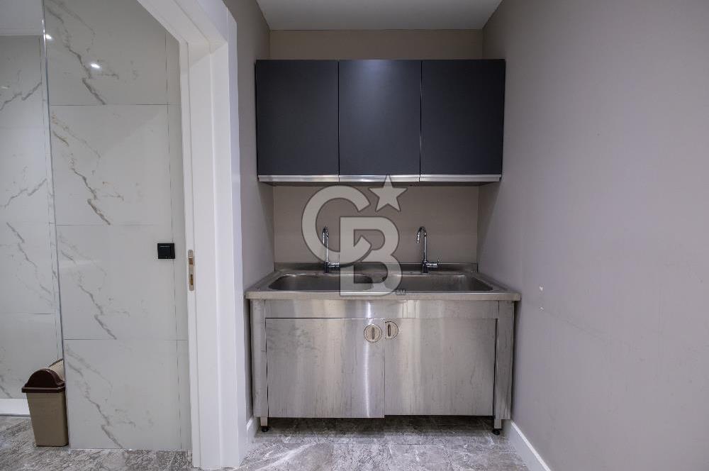 ÇAKIROĞLU PLAZADA | 240 M² | 3 CEPHELİ KİRALIK OFİS