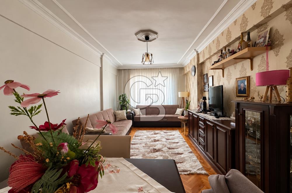 Ümraniye İstiklal Mahallesi nde Satılık 3 +1 Daire