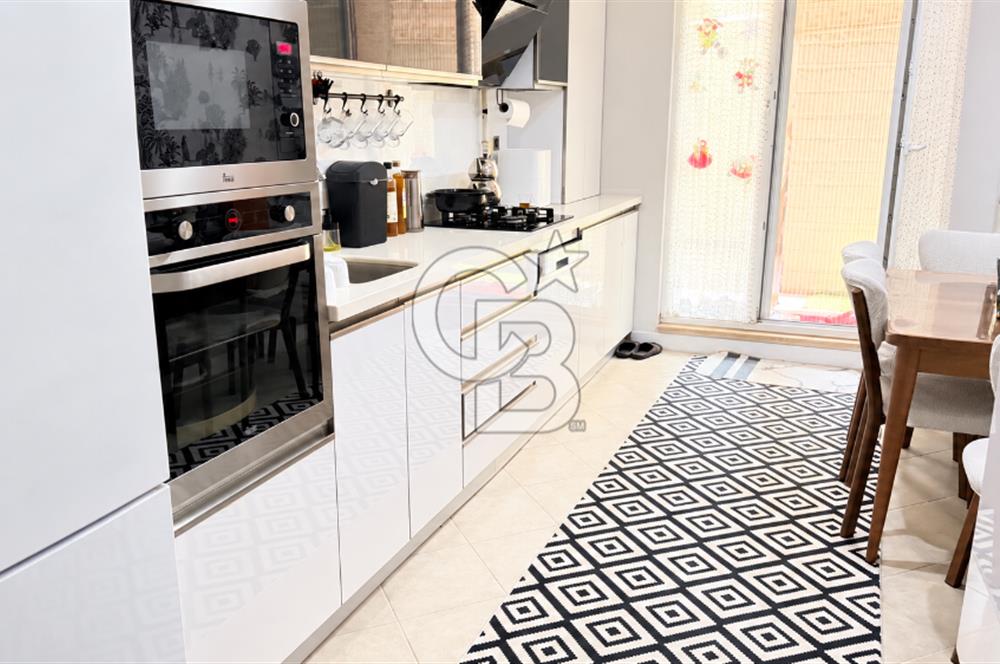 Kent Life Sitesi'nde Satılık 2+1 Köşe Bahçe Katı
