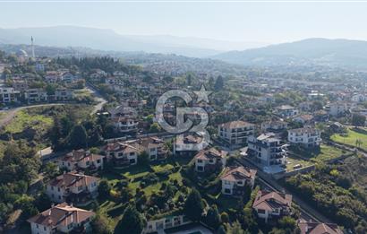YARISI PEŞİN YARISI VADELİ BAŞİSKELE DENİZ MANZARALI 4+1 VİLLA