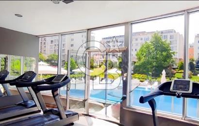 Kent Life Sitesi'nde Satılık 2+1 Köşe Bahçe Katı