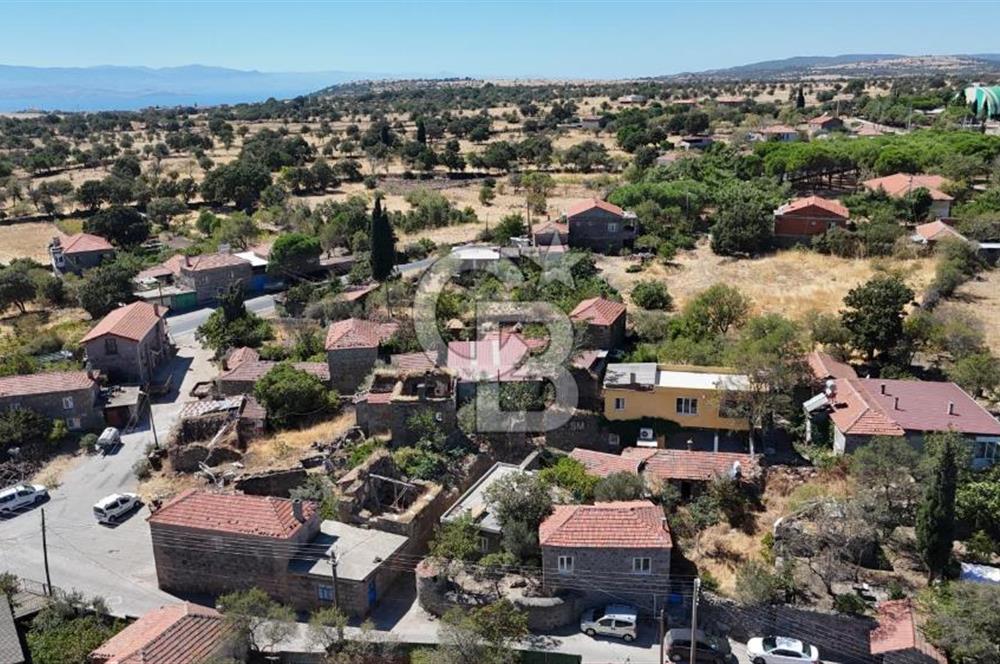 ÇANAKKALE AYVACIK KORUBAŞI'NDA SATILIK TAŞ EV