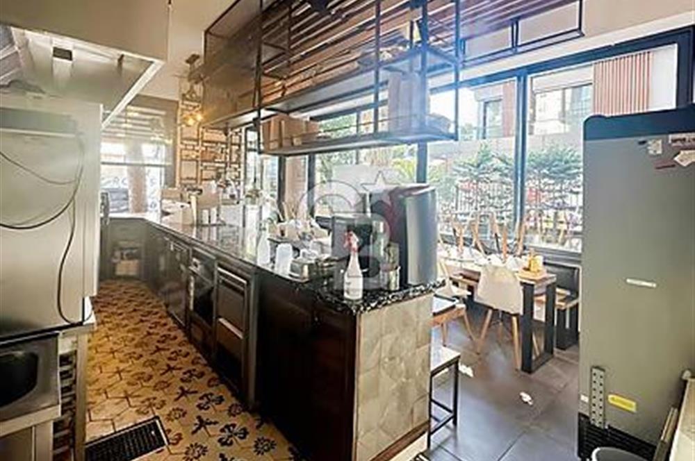 CADDEBOSTANDA BAĞDAT CADDESİ YAKINI DEVREN KİRALIK RESTORAN