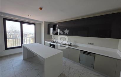 Bahçeşehir Vadi Evleri 1. Etap Satılık 5+1 Geniş Teraslı Daire