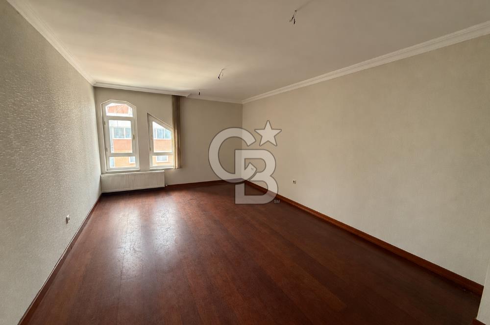 Tunalı Hilmi'de, Bestekâr Caddesinde Satılık Yapılı 2+1 Daire