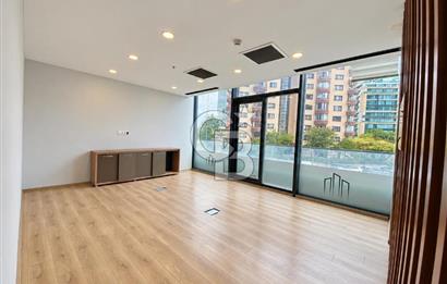 ÇUKURAMBAR 70 M2 1+1 MUTFAK & WC YAPILI PLAZADA KİRALIK OFİS
