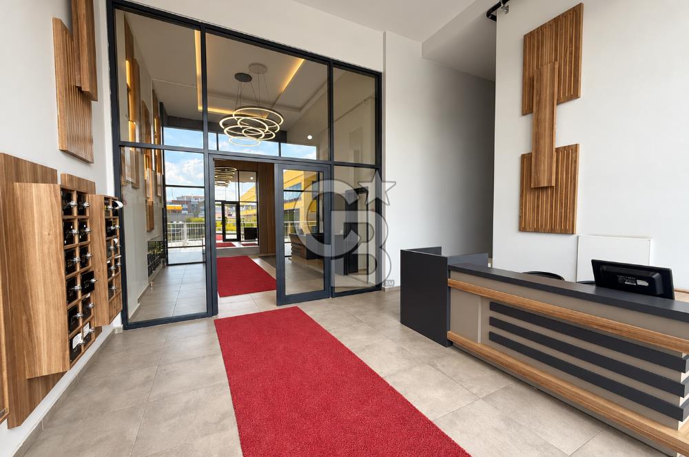 İVEDİK EKSEN PLAZADA SATILIK CADDE CEPHELİ YAPILI&MOBİLYALI OFİS