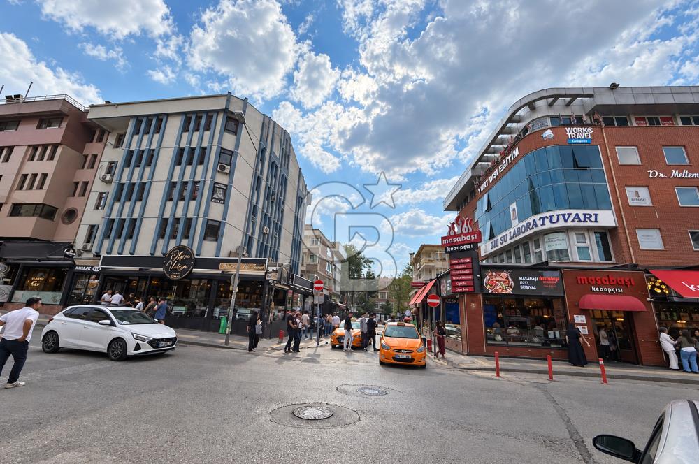 Tunalı Hilmi'de, Bestekâr Caddesinde Satılık Yapılı 2+1 Daire