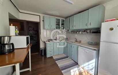 Burhaniye Merkez'de Satılık 5+1 Müstakil Ev