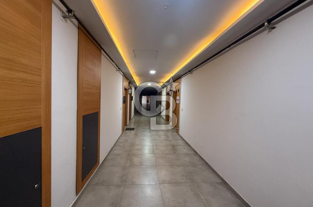 İVEDİK EKSEN PLAZADA SATILIK CADDE CEPHELİ YAPILI&MOBİLYALI OFİS