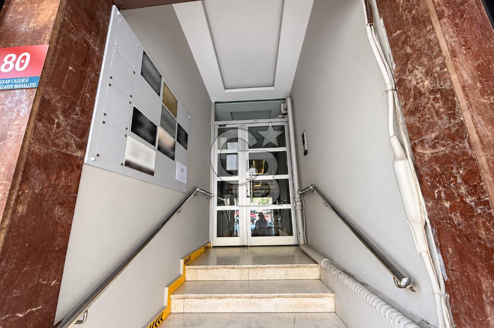 Tunalı Hilmi'de, Bestekâr Caddesinde Satılık Yapılı 2+1 Daire