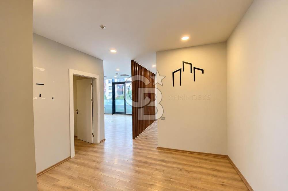ÇUKURAMBAR 70 M2 1+1 MUTFAK & WC YAPILI PLAZADA KİRALIK OFİS