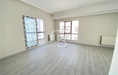 Büyükçekmecede Merkezi Konumda Siteiçi Satılık 5+2 Dubleks Daire