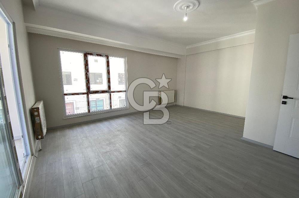 Büyükçekmecede Merkezi Konumda Siteiçi Satılık 5+2 Dubleks Daire