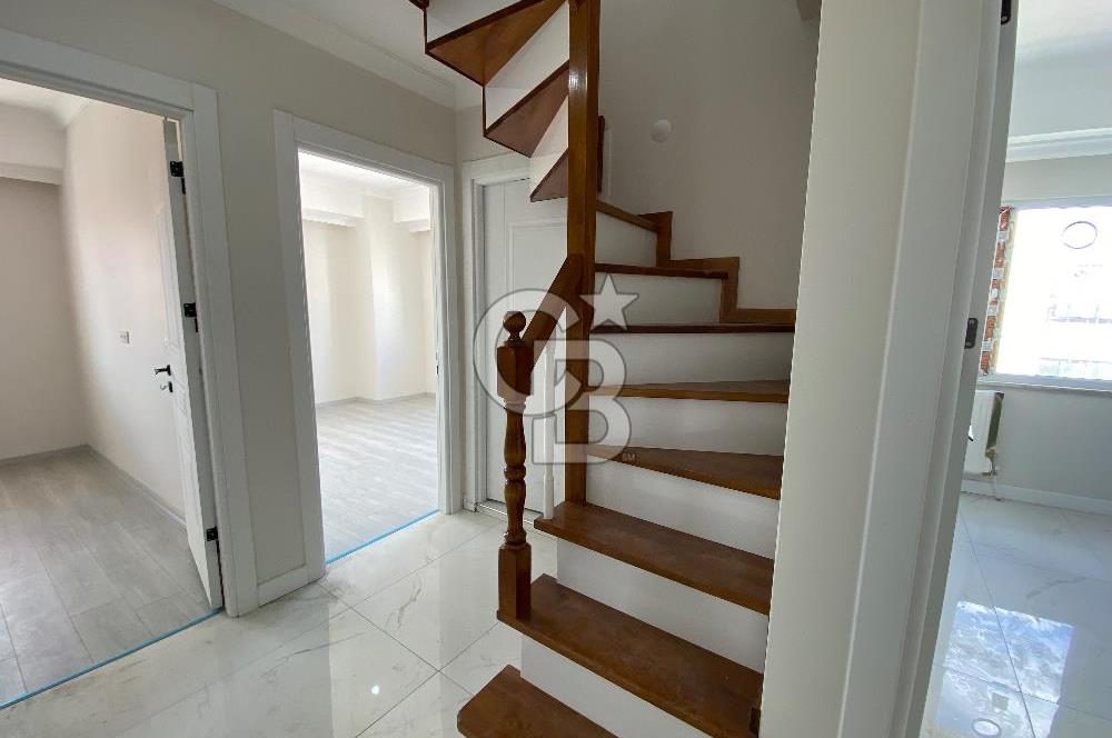 Büyükçekmecede Merkezi Konumda Siteiçi Satılık 5+2 Dubleks Daire