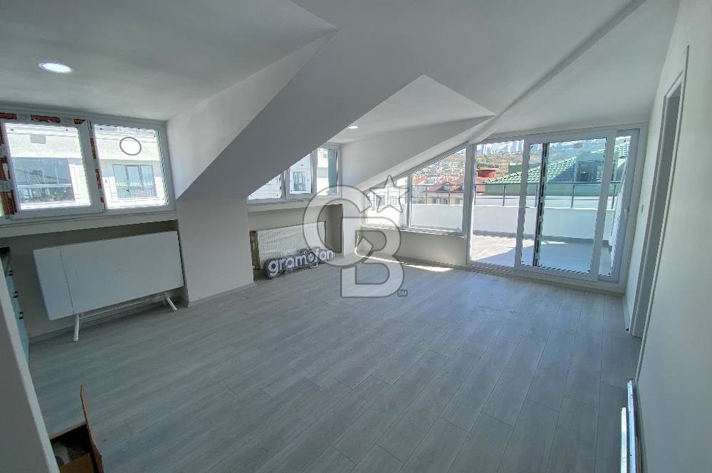 Büyükçekmecede Merkezi Konumda Siteiçi Satılık 5+2 Dubleks Daire