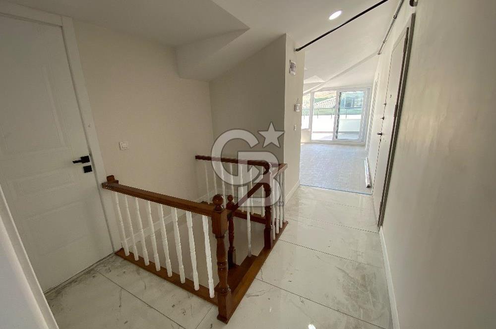 Büyükçekmecede Merkezi Konumda Siteiçi Satılık 5+2 Dubleks Daire