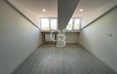 Büyükçekmecede Merkezi Konumda Siteiçi Satılık 5+2 Dubleks Daire