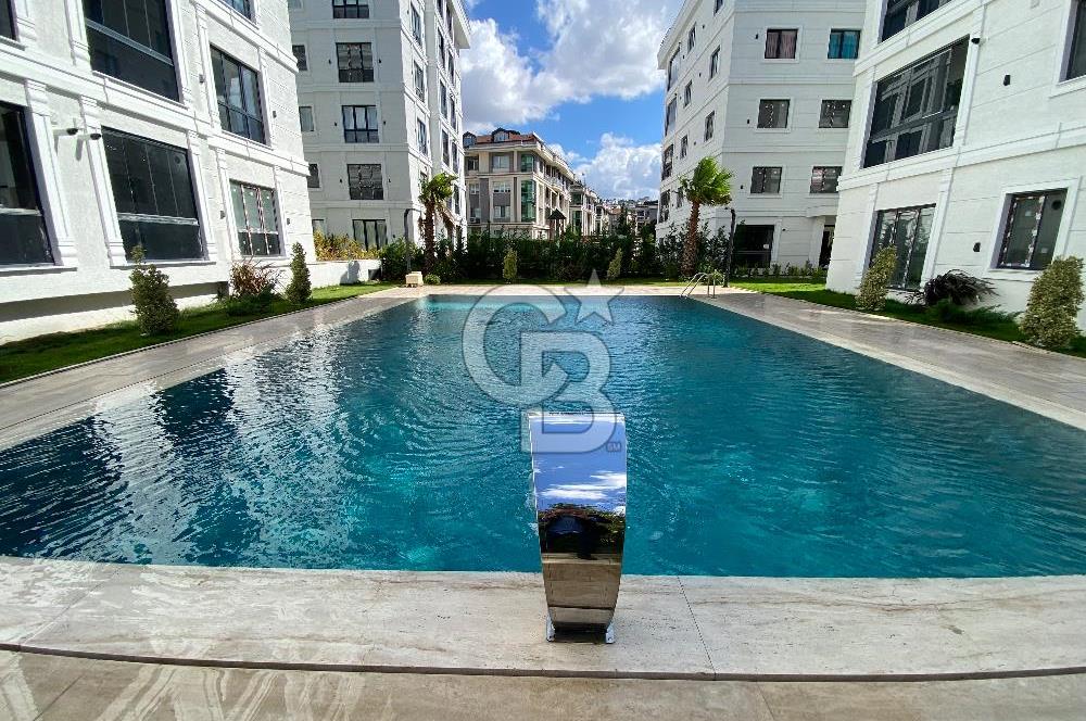 Büyükçekmecede Merkezi Konumda Siteiçi Satılık 5+2 Dubleks Daire