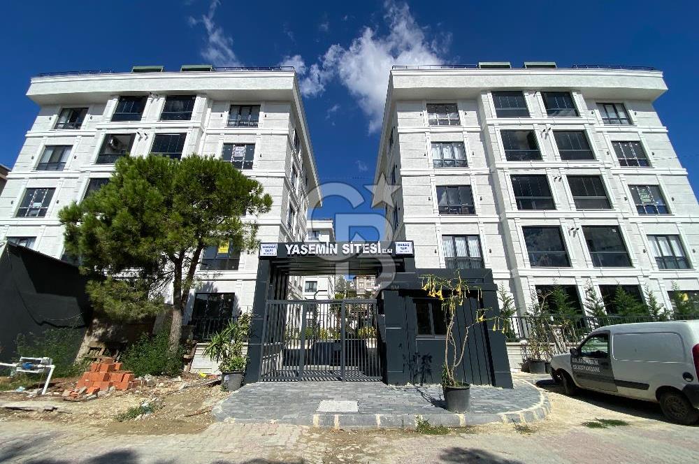 Büyükçekmecede Merkezi Konumda Siteiçi Satılık 5+2 Dubleks Daire