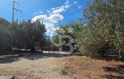 Narlıdere Sahilevlerinde 4070 m2 Malikane Arsası