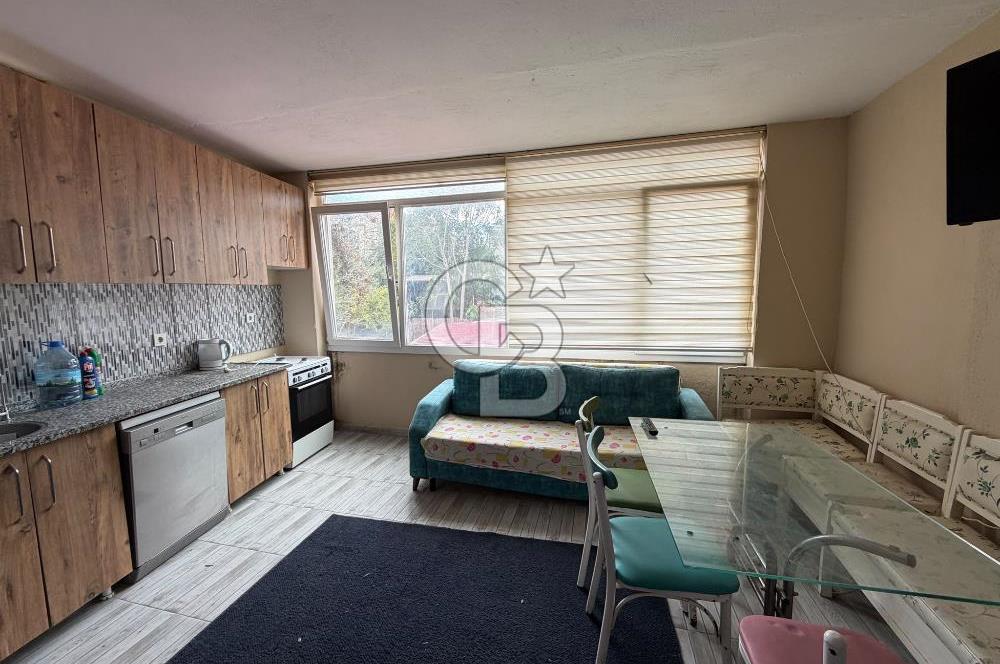 Urla Merkezde Eşyalı Kiralık Daire 
