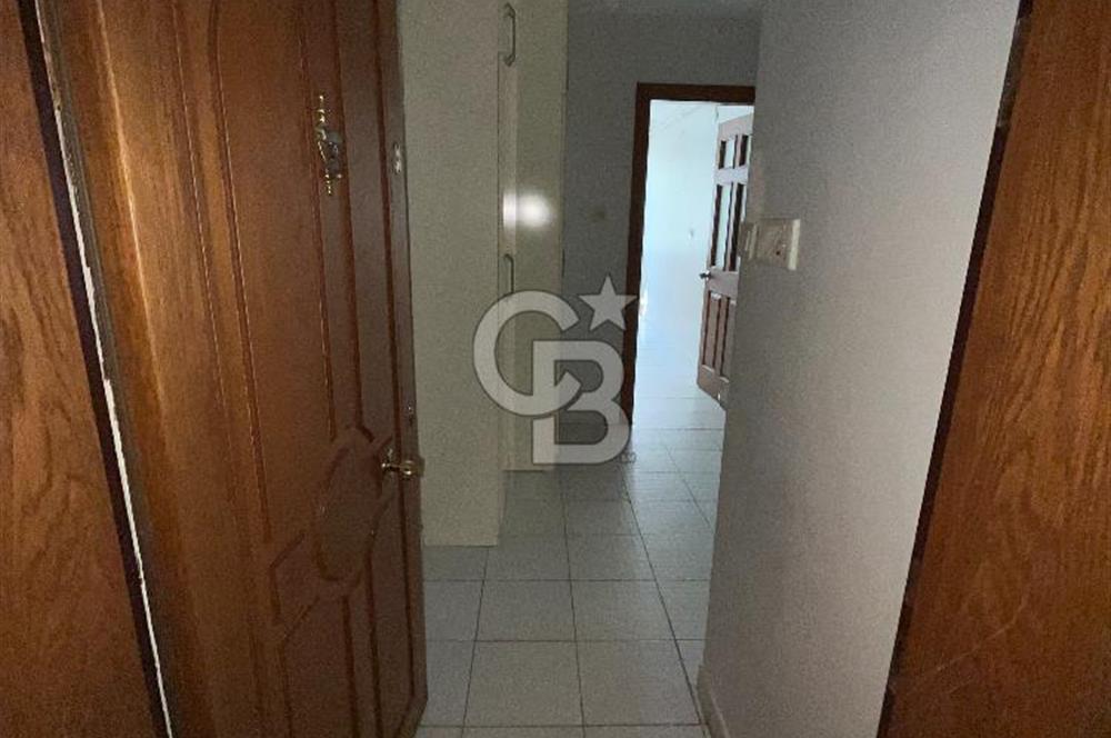 Acıbademde Güvenlikli Site İçerisinde Açık Otoparklı Kiralık 3+1