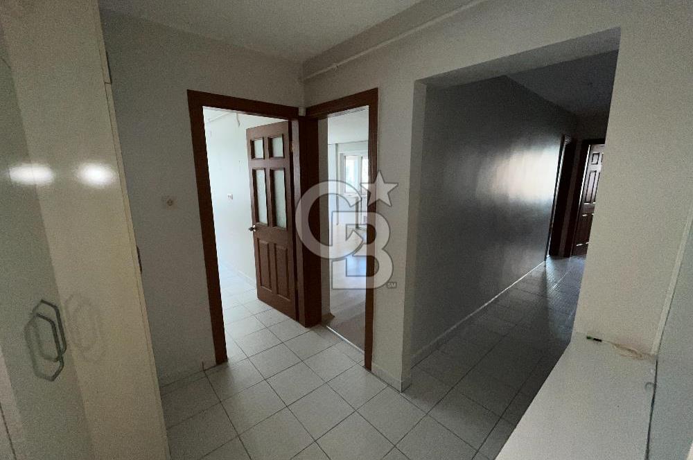 Acıbademde Güvenlikli Site İçerisinde Açık Otoparklı Kiralık 3+1