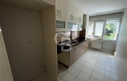 Acıbademde Güvenlikli Site İçerisinde Açık Otoparklı Kiralık 3+1