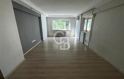 Acıbademde Güvenlikli Site İçerisinde Açık Otoparklı Kiralık 3+1