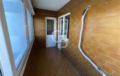 Acıbademde Güvenlikli Site İçerisinde Açık Otoparklı Kiralık 3+1