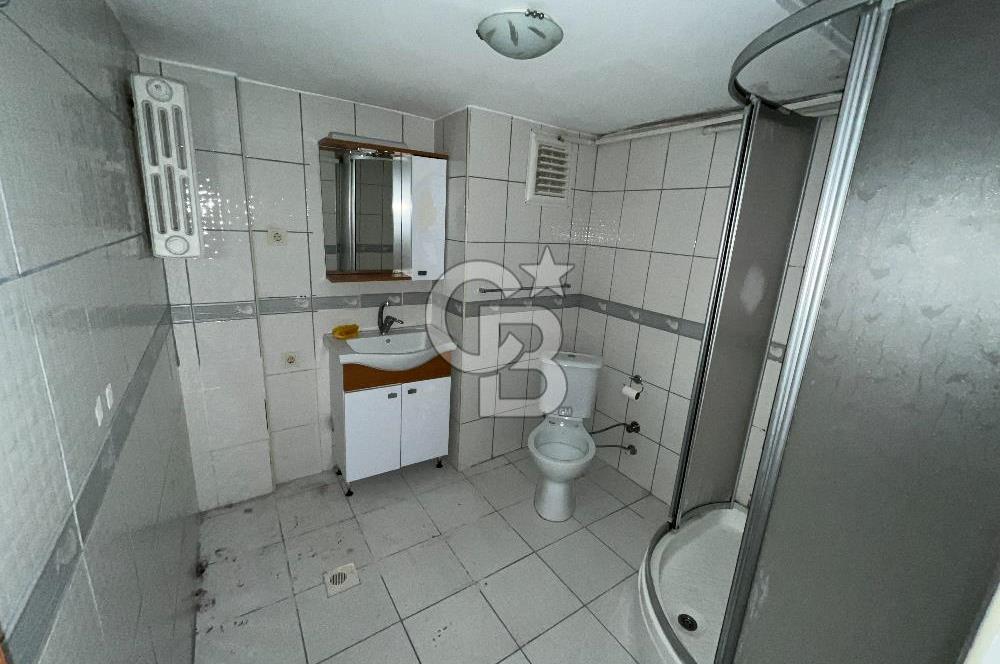 Acıbademde Güvenlikli Site İçerisinde Açık Otoparklı Kiralık 3+1
