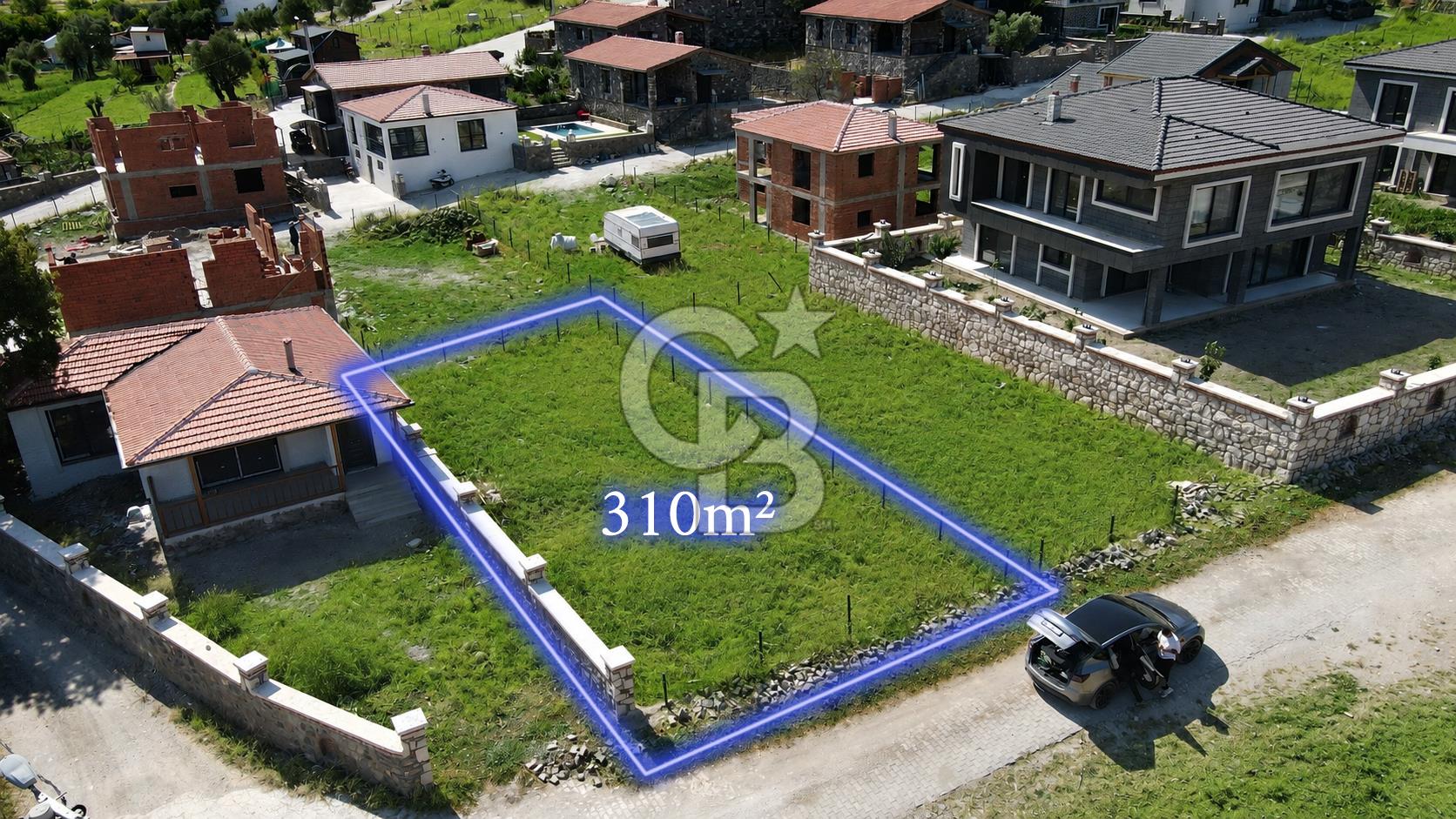 Urla Kadıovacıkta 310m2 Kaçırılmayacak Bir Parsel