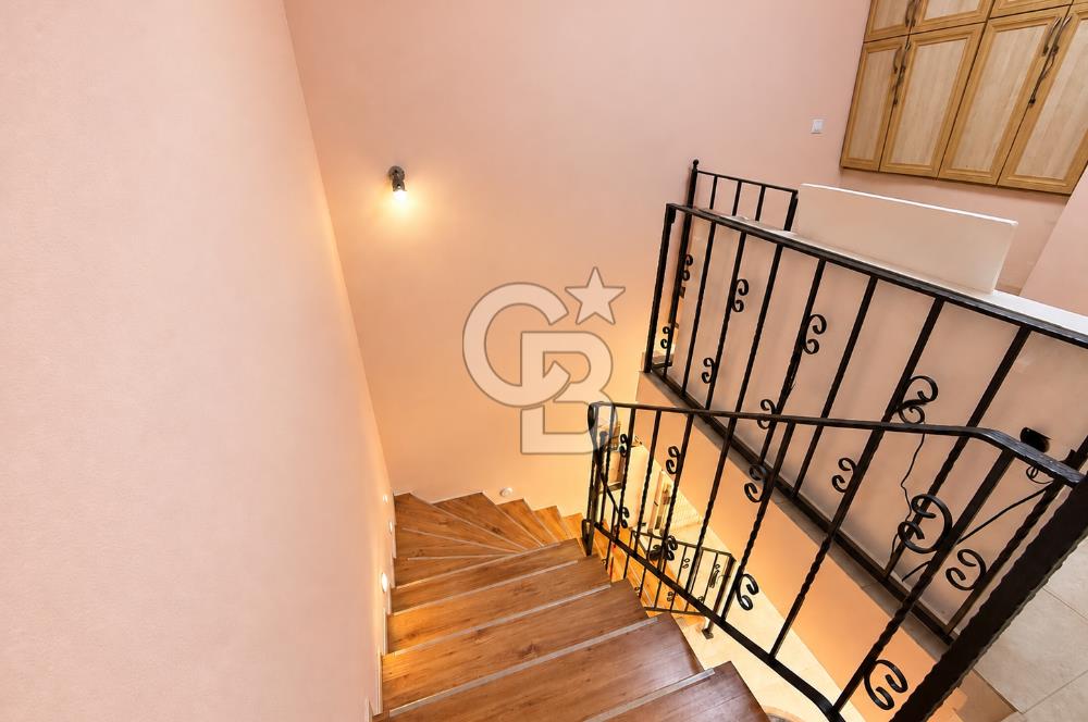 ATA MAHALLESİ LİZBON CADDESİNDE 210 M2 ARA KATTA DUBLEKS DAİRE