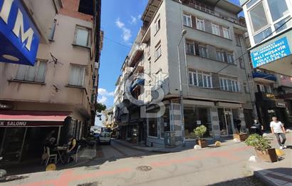Gemlik Merkezde Çarşı İçi Satılık 5 Katlı Bina